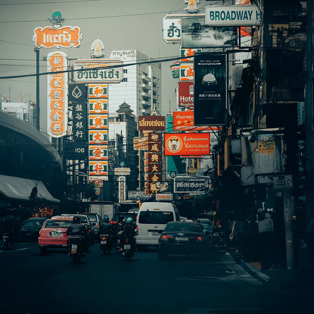 Cinematic Luts & Lightroom presets by AAA Presets