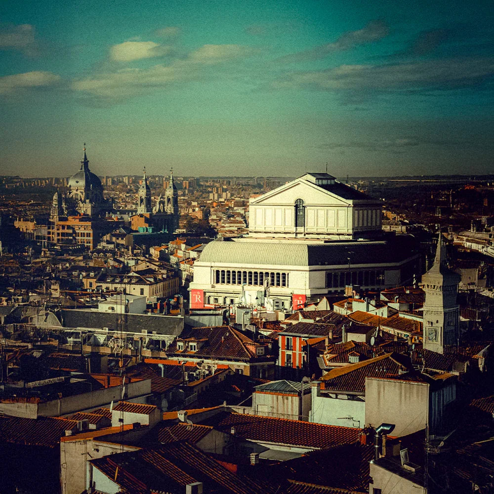 Cinematic Luts & Lightroom presets by AAA Presets